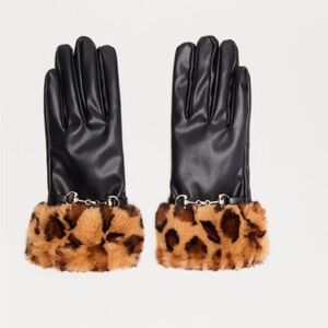 Leopard Trim Black Gloves